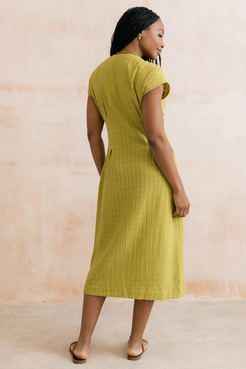 Lily & Me Drift Seersucker Midi Dress ~ Lime