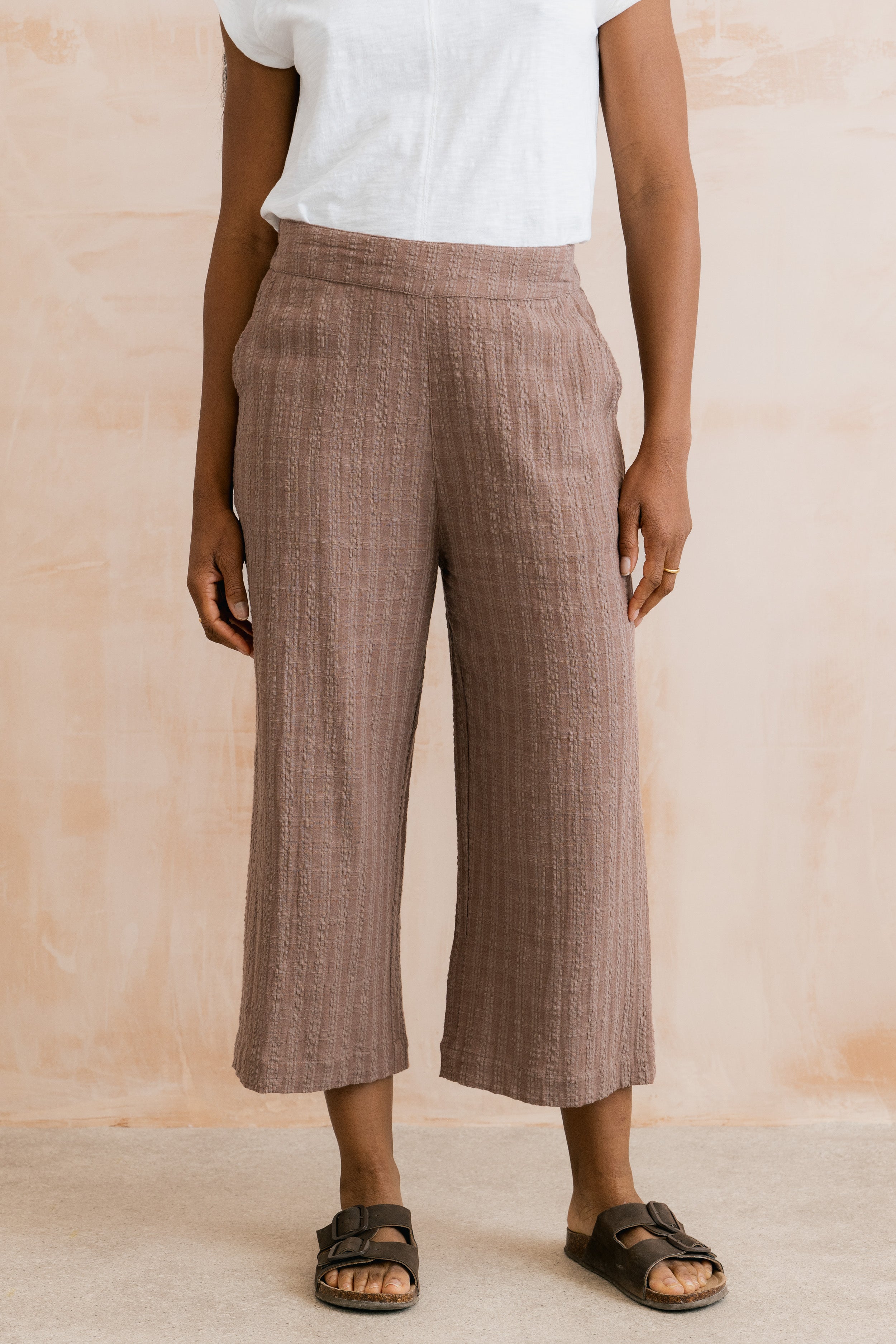 Lily & Me Drift Seersucker Trouser ~ Mocha