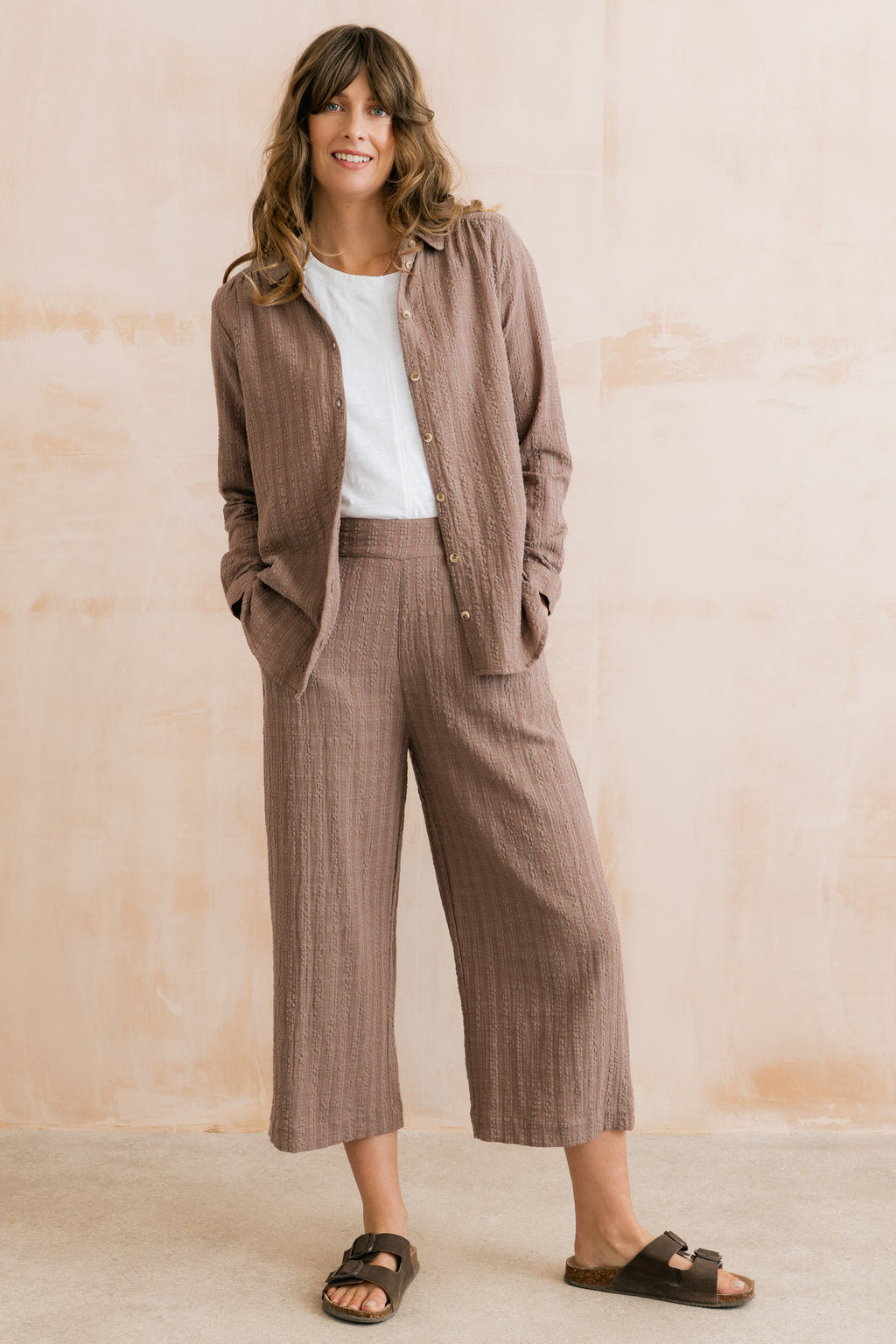 Lily & Me Drift Seersucker Trouser ~ Mocha